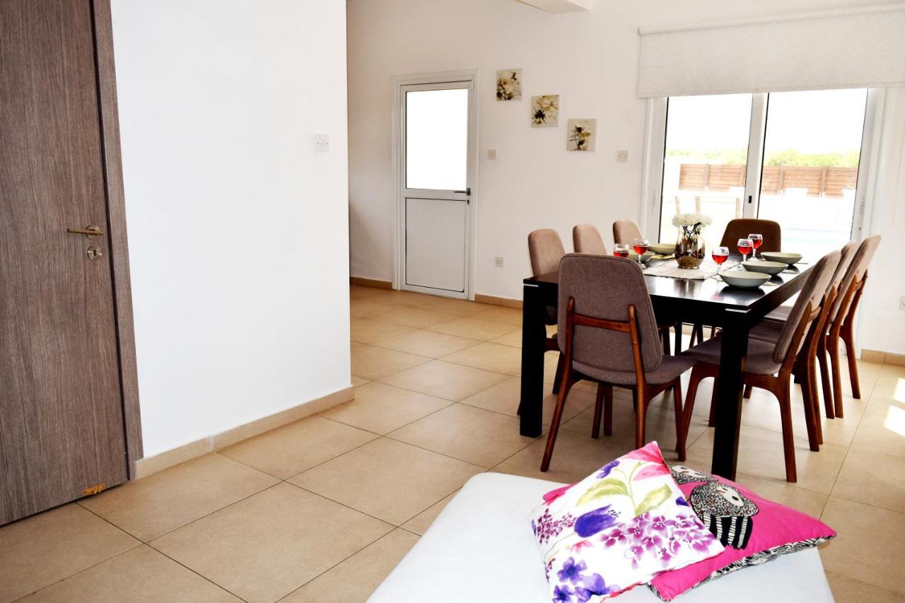 Nissi Villa Ourania Ayia Napa Exterior photo