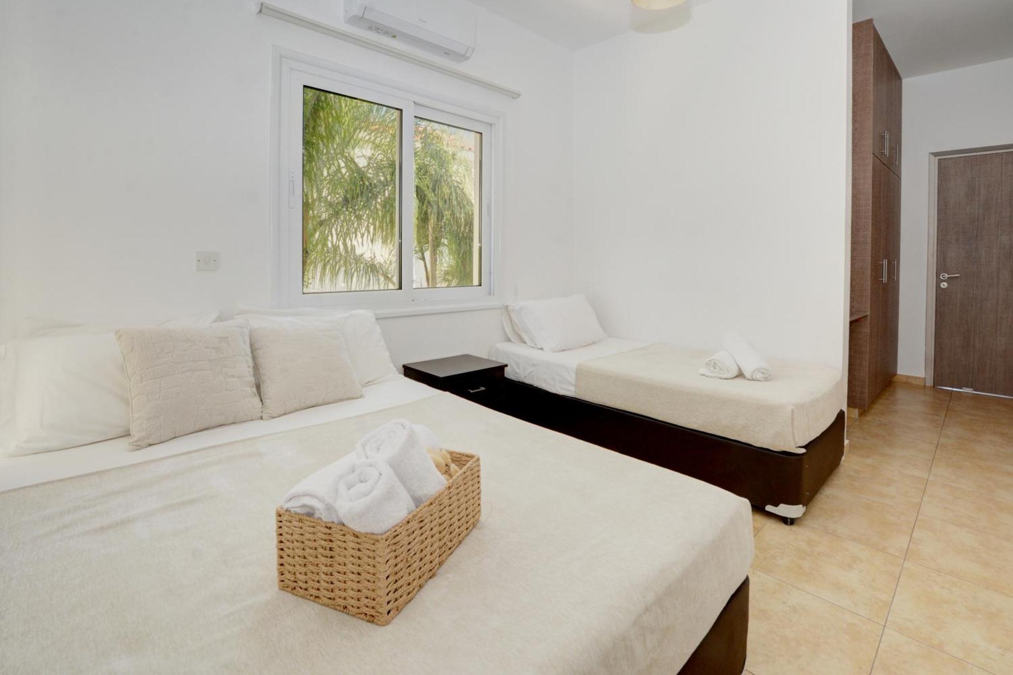 Nissi Villa Ourania Ayia Napa Exterior photo